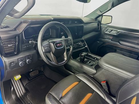 Used 2024 GMC Sierra 1500 AT4 w/ Technology Package image 30