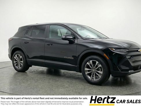 Used 2025 Chevrolet Equinox LT FWD image 1