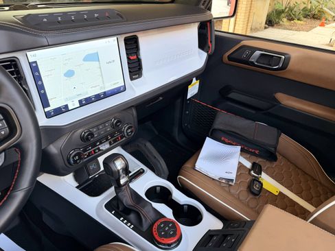 Used 2024 Ford Bronco Raptor image 32