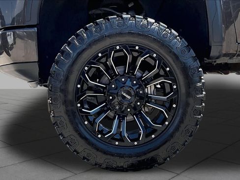 Used 2021 GMC Sierra 1500 Elevation RWD image 11