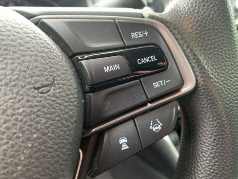 Used 2018 Honda Accord EX image 21