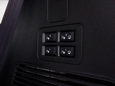 New 2026 Nissan Armada SL RWD image 13
