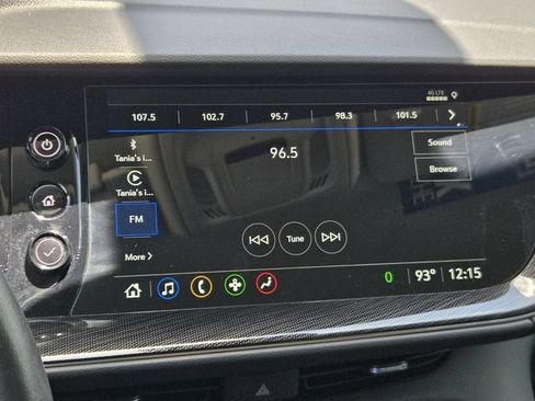 Used 2023 Buick Envision Essence AWD/4WD image 18