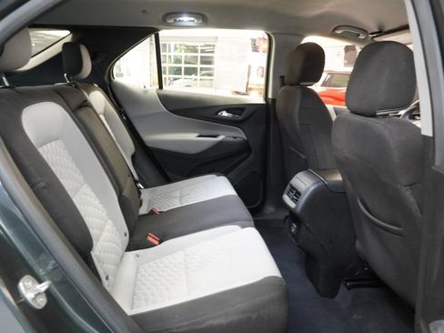 Used 2020 Chevrolet Equinox LS FWD image 31