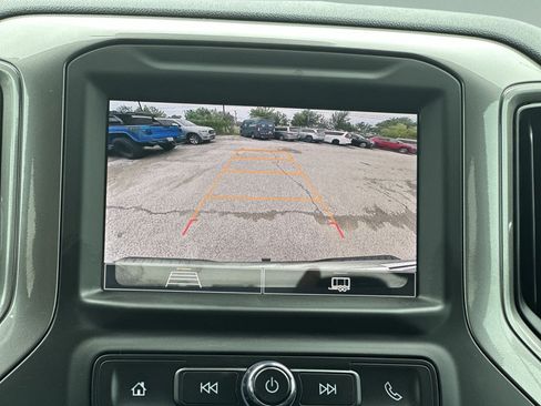 Used 2026 Chevrolet Silverado 1500 Custom Trail Boss AWD/4WD image 40