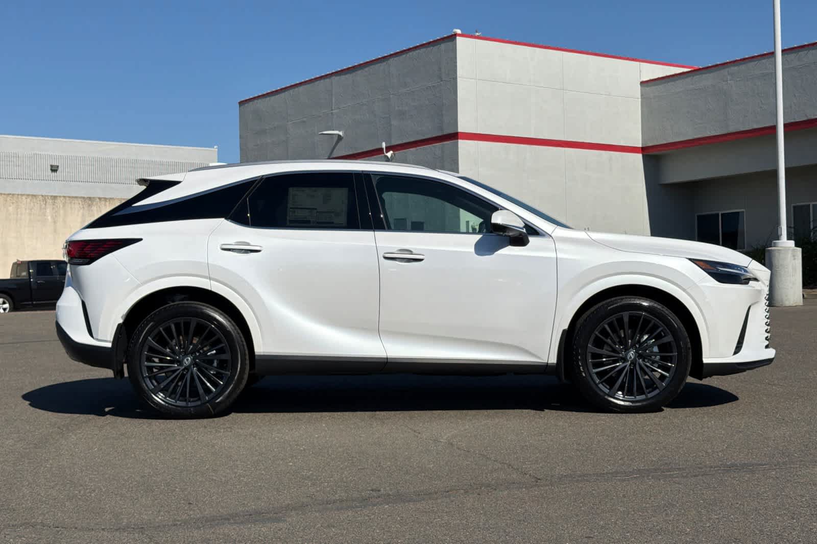 New 2026 Lexus RX 350h AWD/4WD image 6