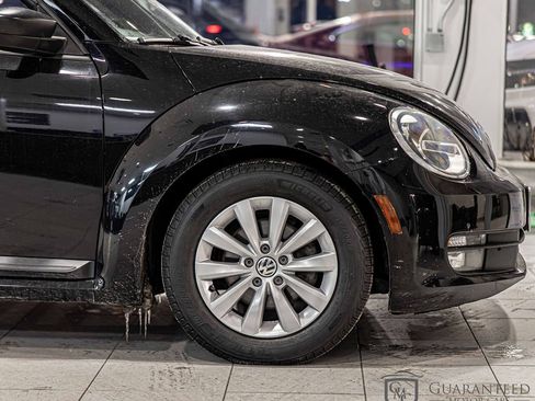 Used 2014 Volkswagen Beetle 1.8T image 11