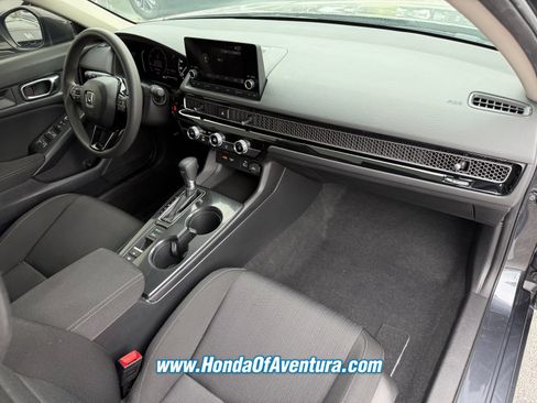 Certified 2022 Honda Civic LX image 10