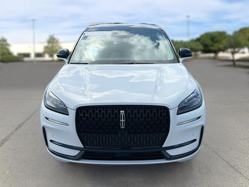 Certified 2023 Lincoln Corsair FWD w/ Equipment Group 101A image 2