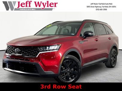 Used 2021 Kia Sorento S w/ Panoramic Sunroof Package
