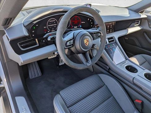 Used 2025 Porsche Taycan 4S image 4