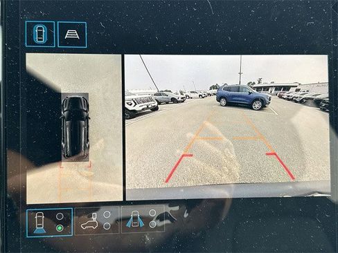 New 2026 GMC Terrain AT4 w/ Convenience Package III image 17