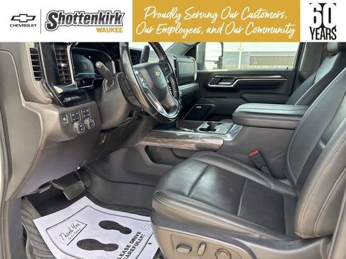 Used 2024 Chevrolet Silverado 2500 LTZ w/ LTZ Plus Package AWD/4WD image 2