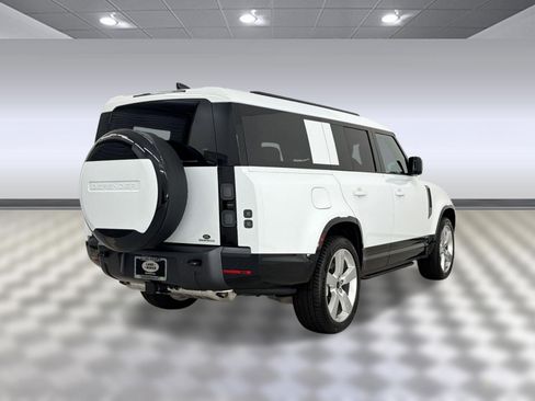 New 2026 Land Rover Defender 130 X-Dynamic SE AWD/4WD image 8