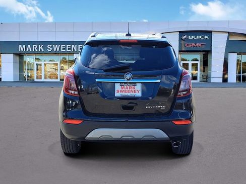 Used 2022 Buick Encore Preferred w/ Safety Package image 30