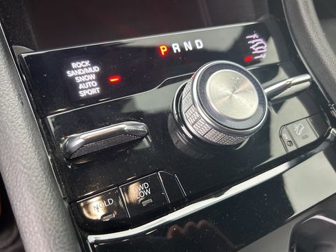 Certified 2022 Jeep Grand Cherokee L Overland w/ Advanced Protech Group III image 12