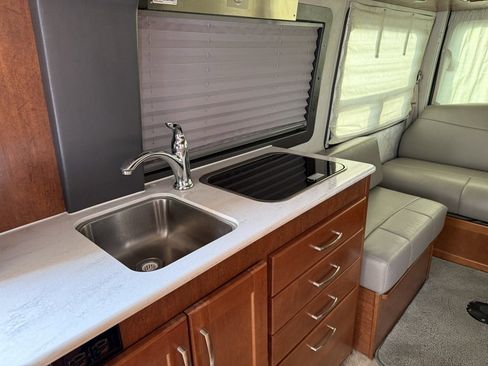 Used 2014 Mercedes-Benz Sprinter 3500 image 24