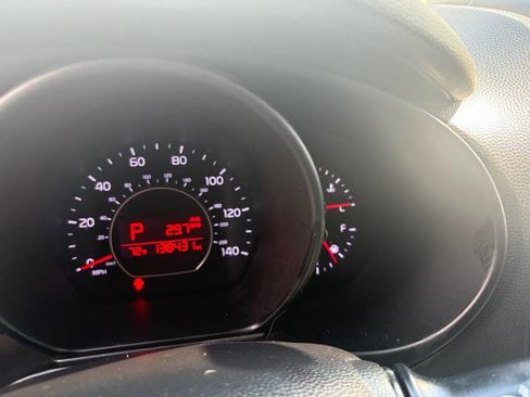 Used 2019 Kia Soul FWD image 35