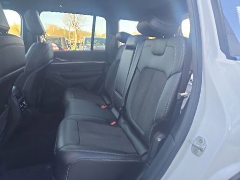 New 2026 Jeep Grand Cherokee Altitude AWD/4WD image 28