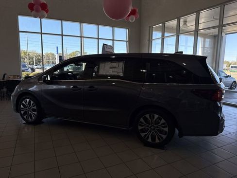 New 2026 Honda Odyssey Elite image 11