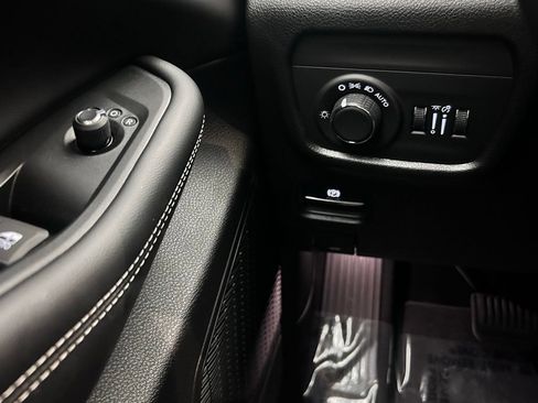 New 2026 Jeep Grand Cherokee L Laredo AWD/4WD image 21
