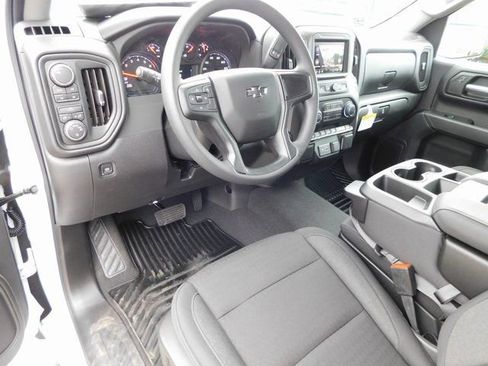 New 2026 Chevrolet Silverado 1500 Custom Trail Boss w/ Turbomax Blackout Package image 17