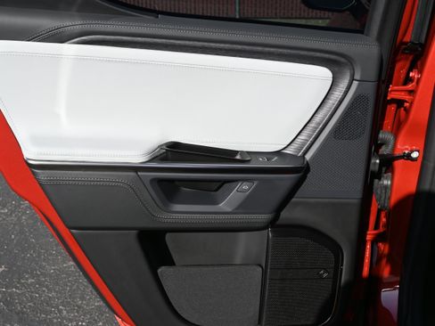 Used 2025 Rivian R1T Adventure image 28