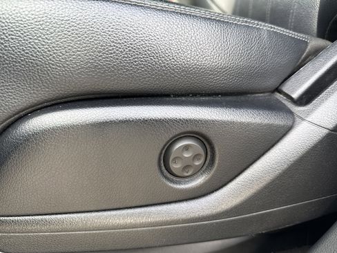 Used 2017 Mercedes-Benz GLE 350 4MATIC image 12