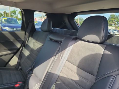 New 2025 Mitsubishi Outlander AWD image 11