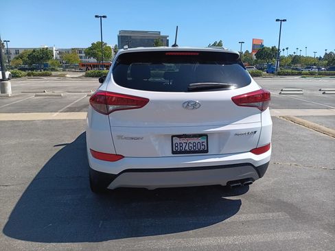 Used 2017 Hyundai Tucson Sport FWD image 7