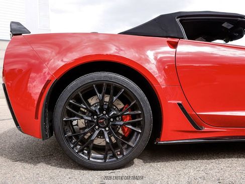 Used 2016 Chevrolet Corvette Z06 w/ 3LZ Preferred Equipment Group RWD image 10