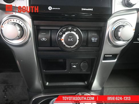 Used 2024 Toyota 4Runner SR5 image 27