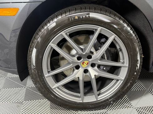 New 2026 Porsche Macan image 11