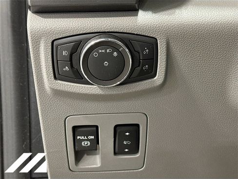 Used 2019 Ford F150 XLT w/ Equipment Group 302A Luxury image 10