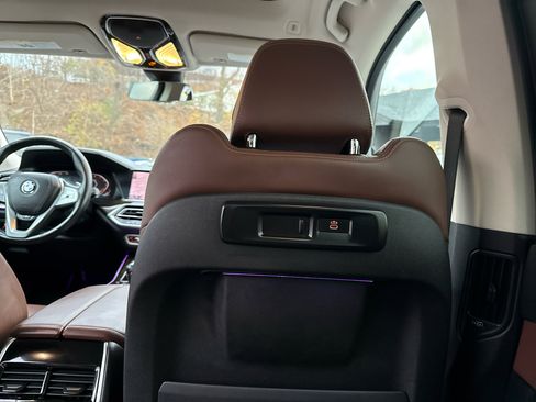 Used 2020 BMW X7 xDrive40i w/ Premium Package image 42