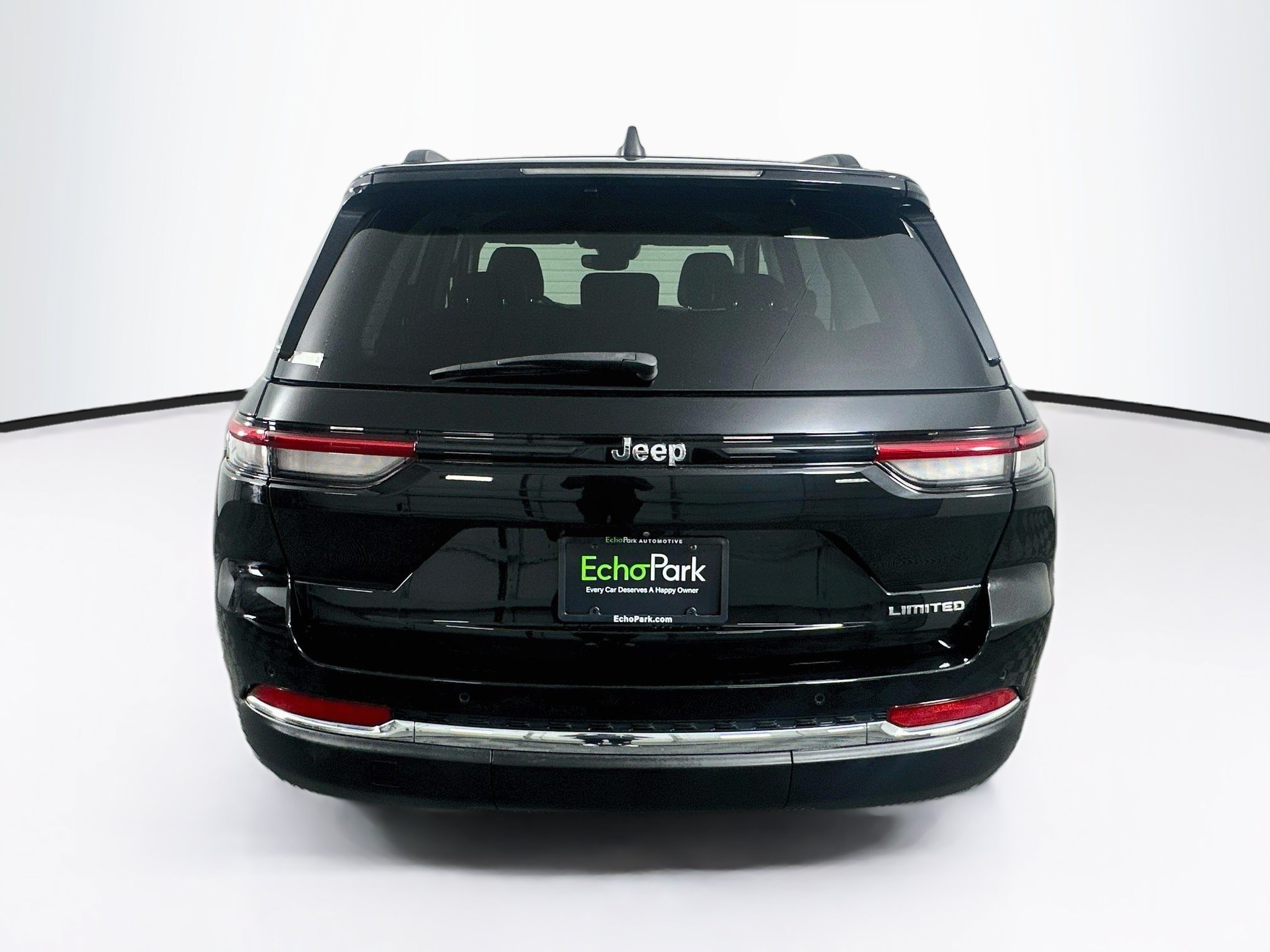 Used 2023 Jeep Grand Cherokee Limited RWD image 7