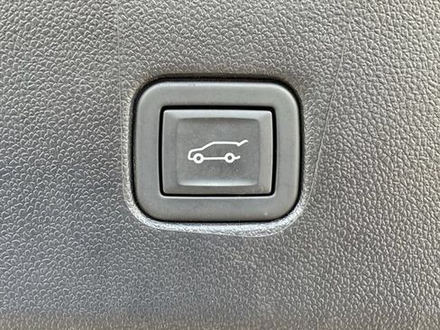 Used 2024 Chevrolet Blazer LT w/ Convenience Package FWD image 28
