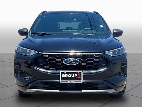 Used 2023 Ford Escape ST-Line w/ Tech Pack #1 FWD image 4