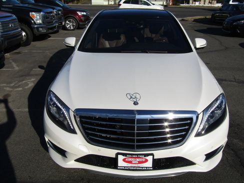 Used 2014 Mercedes-Benz S 550 Sedan w/ Sport Package w/ Sport Package image 2