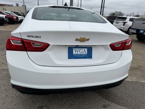 Certified 2021 Chevrolet Malibu LS image 5