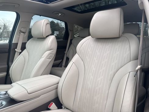 Used 2023 Genesis GV80 2.5T w/ Prestige Package image 12