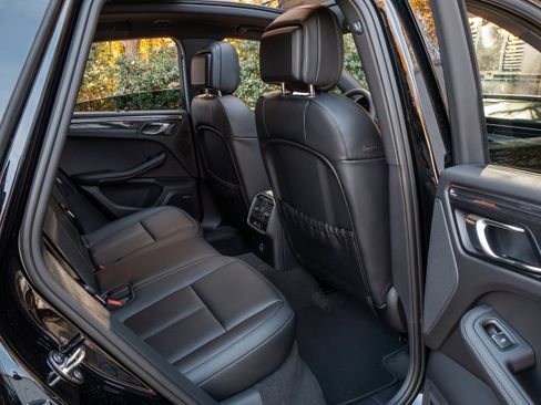 New 2026 Porsche Macan S image 37