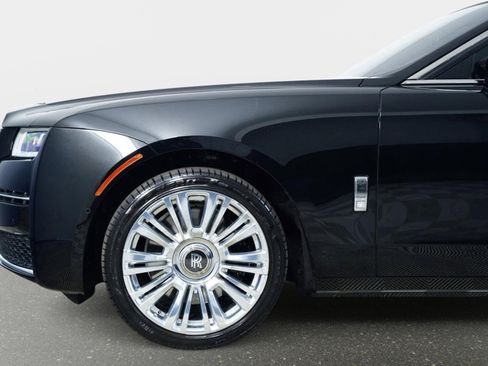 Used 2022 Rolls-Royce Ghost AWD/4WD image 34