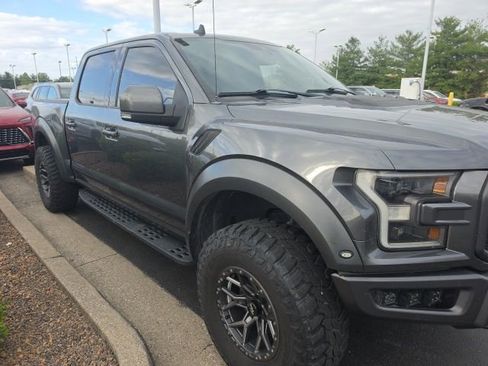 Used 2019 Ford F150 Raptor w/ Equipment Group 802A Luxury image 3