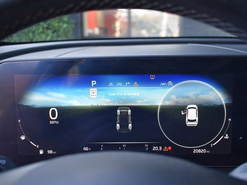 Used 2023 Kia Sportage SX image 21