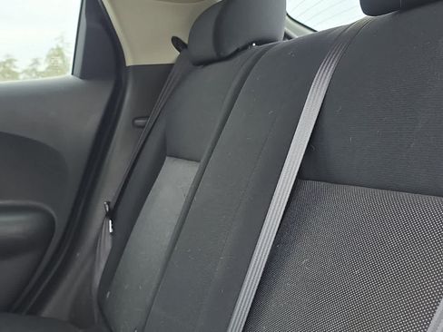 Used 2013 Nissan Juke S FWD image 17