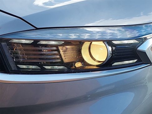 Certified 2023 Kia Forte GT-Line w/ GT-Line Technology Package image 38