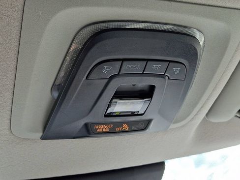 Used 2023 Toyota Corolla Cross L FWD image 23