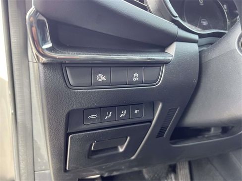 Certified 2025 MAZDA MAZDA3 s image 18