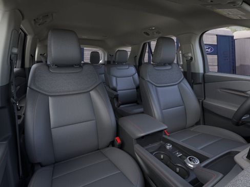 New 2026 Ford Explorer Active AWD/4WD image 10